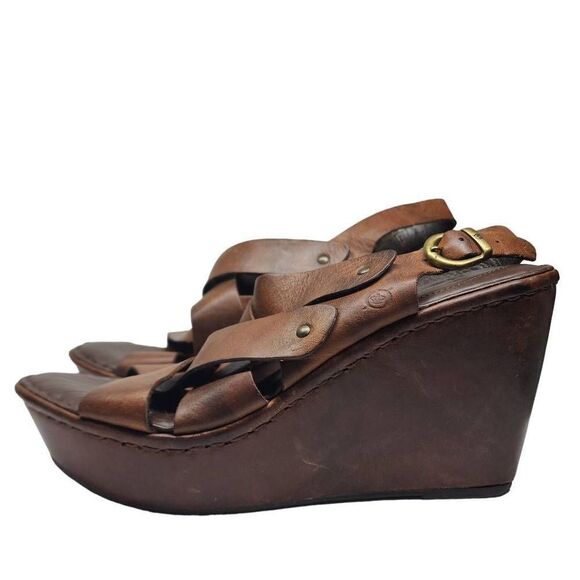 Born Brown and Cream Wedges - Picture 7 of 13